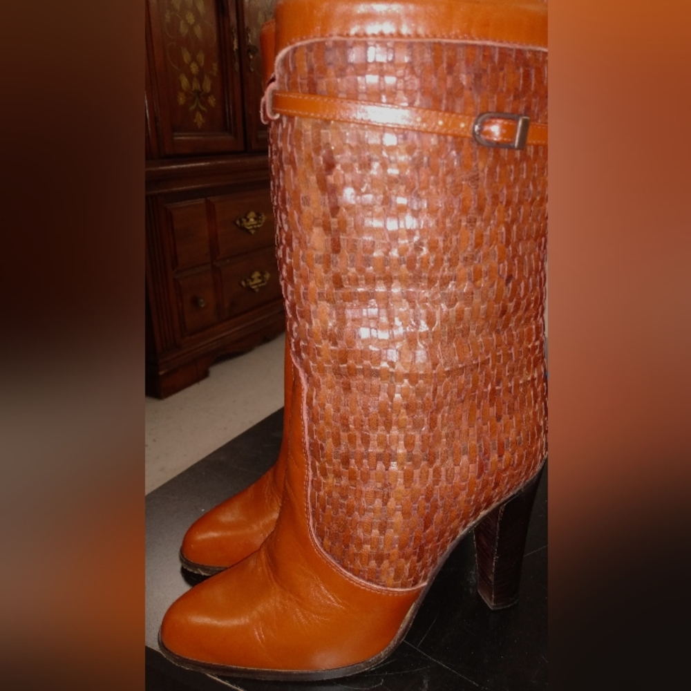 Rare vintage 1970 Hana Mackler woven Italian leather calf high high heeled.